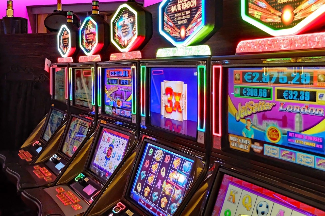 Exciting online sportsbook and casino games on mobile with phcash24 platform